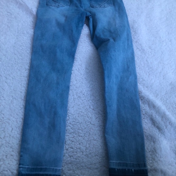 Jeans - Picture 2 of 4